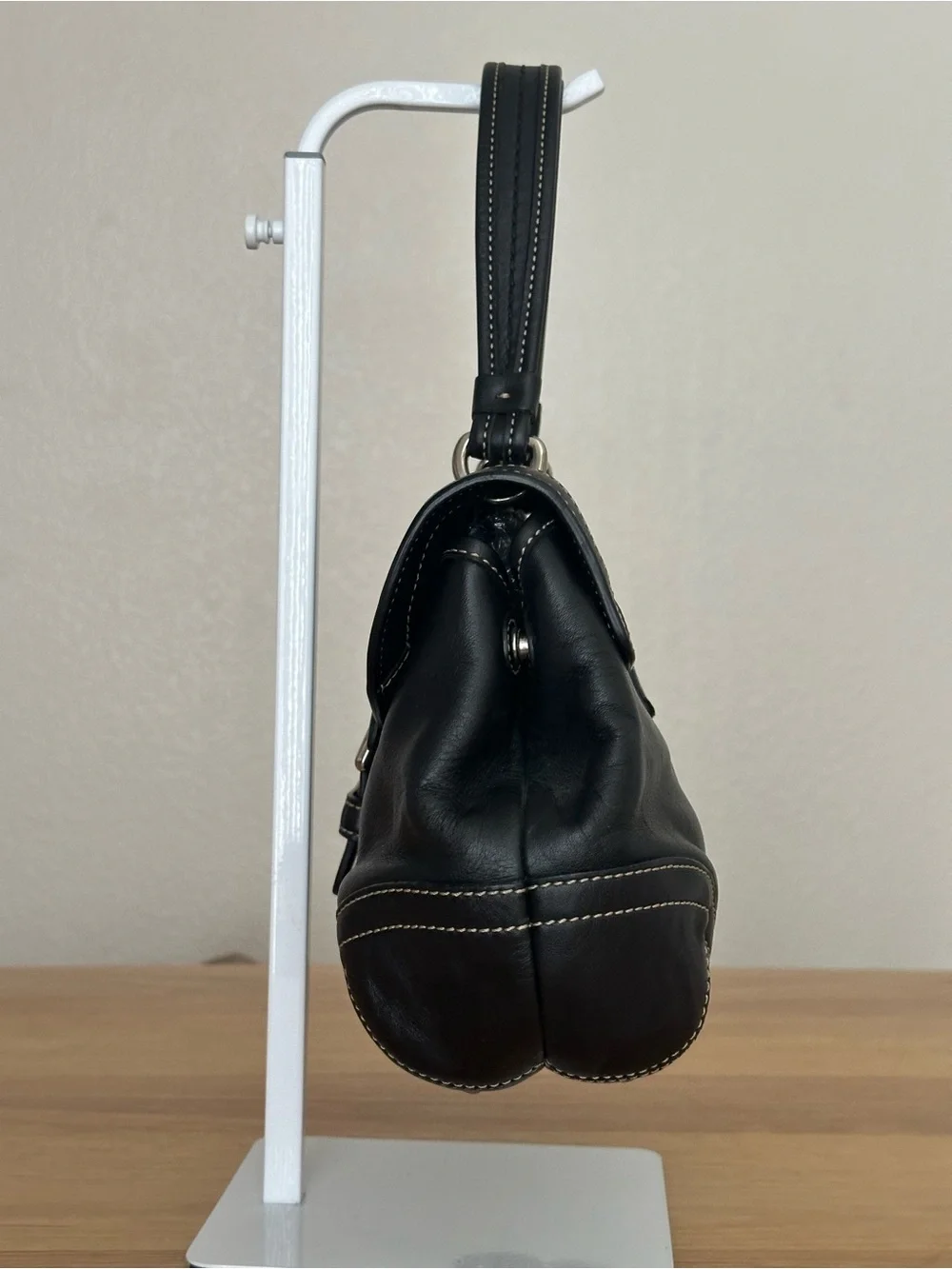 Coach Handle Bag - Picture 4 of 17